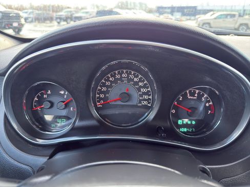 Used 2013 Chrysler 200 Limited w/ Sun/Sound Group image 16