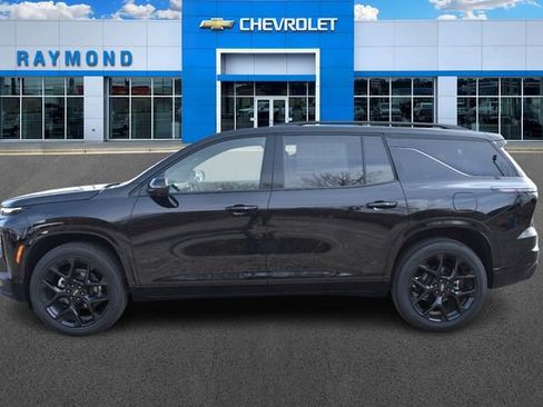 New 2026 Chevrolet Traverse RS w/ LPO, Floor Liner Package image 7