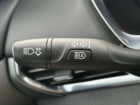 Certified 2023 Chevrolet Traverse LT w/ LT Premium Package image 23