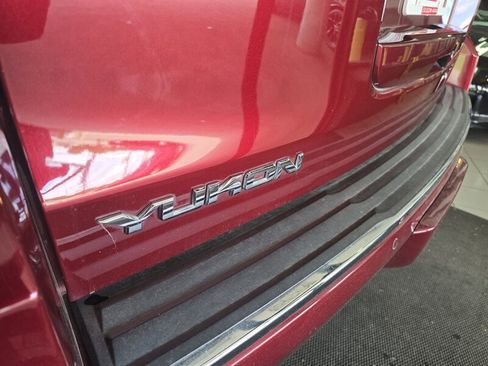 Used 2019 GMC Yukon Denali w/ Denali Ultimate Package image 37