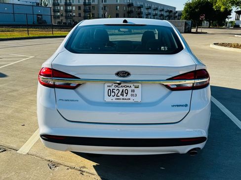 Used 2018 Ford Fusion S FWD image 9
