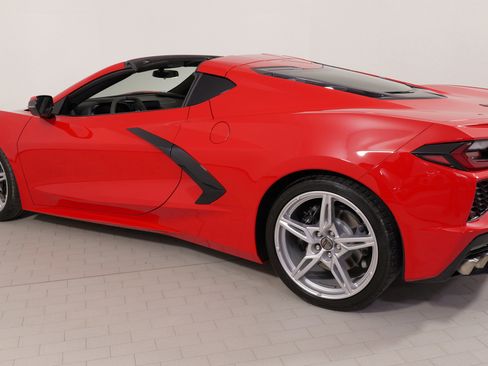 Used 2022 Chevrolet Corvette Stingray Coupe w/ 1LT image 15