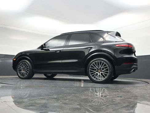 Used 2019 Porsche Cayenne AWD/4WD image 47