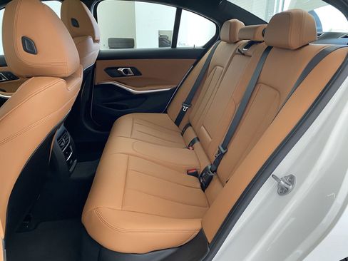 Used 2025 BMW 330i xDrive 330i xDrive w/ Convenience Package image 13