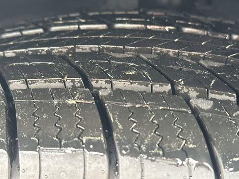 Used 2021 Chevrolet TrailBlazer LT w/ Premium Seating Package image 12