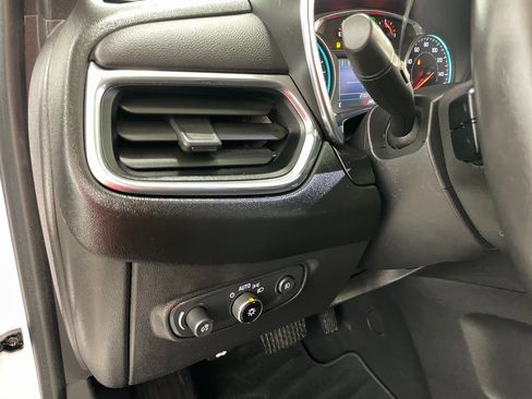 Certified 2021 Chevrolet Equinox LT image 24