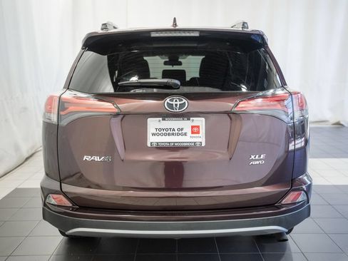 Used 2018 Toyota RAV4 XLE w/ Plus Extra Value Package AWD/4WD image 5