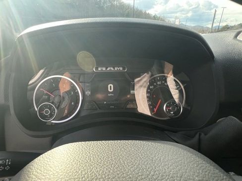 Used 2025 RAM 3500 Big Horn image 16