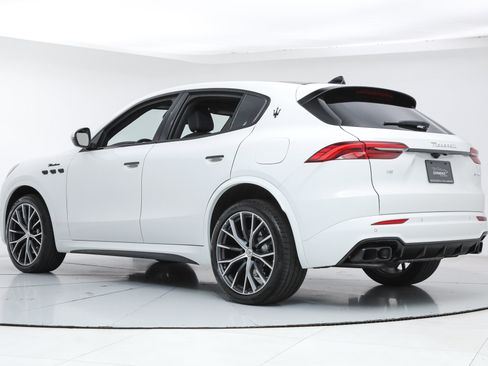 New 2026 Maserati Grecale Modena AWD/4WD image 3