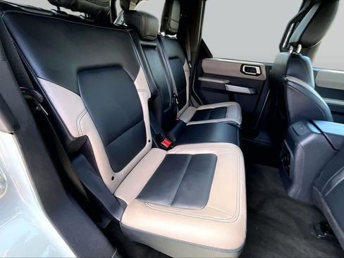 Used 2023 Ford Bronco Wildtrak AWD/4WD image 20