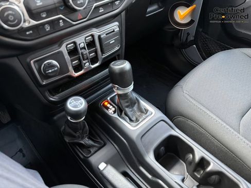 Certified 2023 Jeep Gladiator Sport AWD/4WD image 71