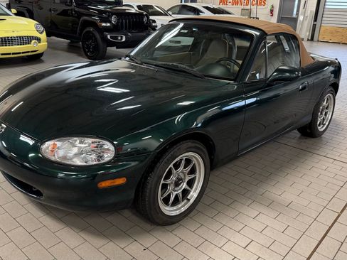 Used 1999 MAZDA MX-5 Miata image 6