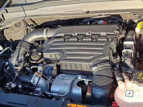 Used 2021 Jeep Renegade Limited image 27