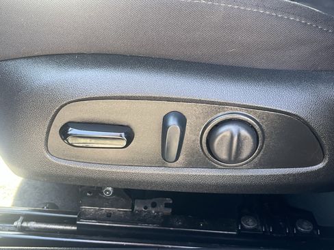 Used 2023 Chevrolet Malibu RS image 14