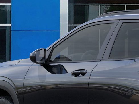 New 2026 Chevrolet Trax LT w/ LT Convenience Package image 36