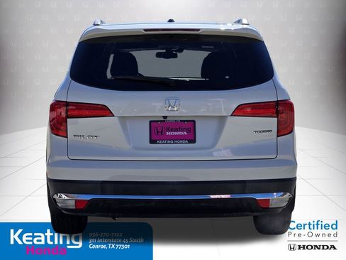 Certified 2018 Honda Pilot Touring image 7