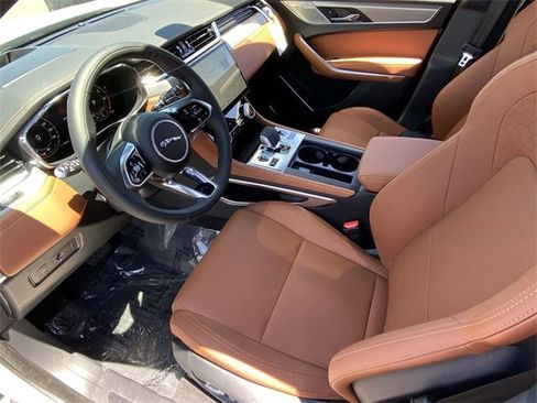 New 2026 Jaguar F-PACE R-Dynamic S image 5