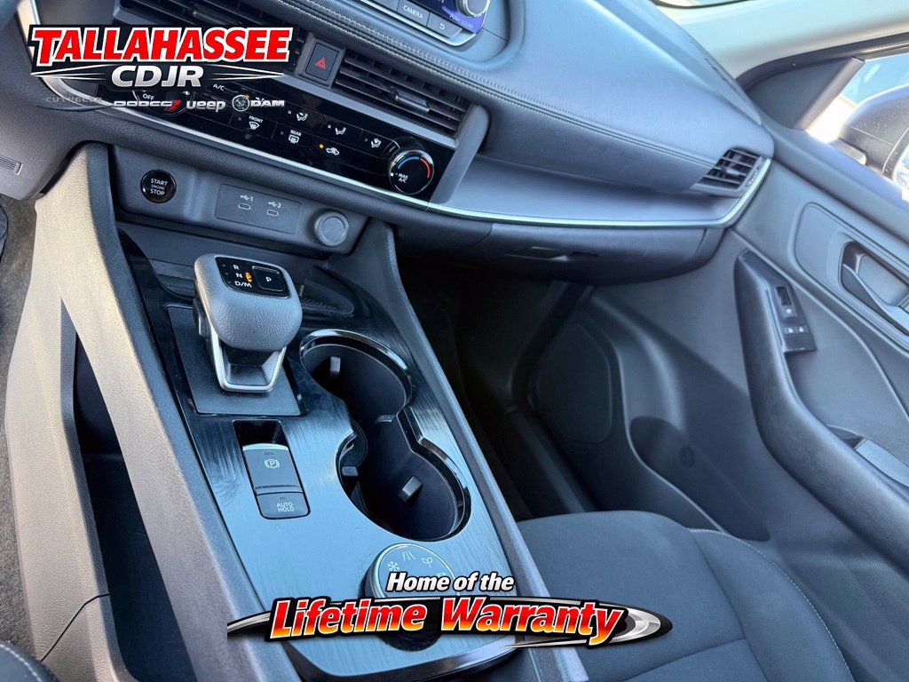 Used 2024 Nissan Rogue S AWD/4WD image 33