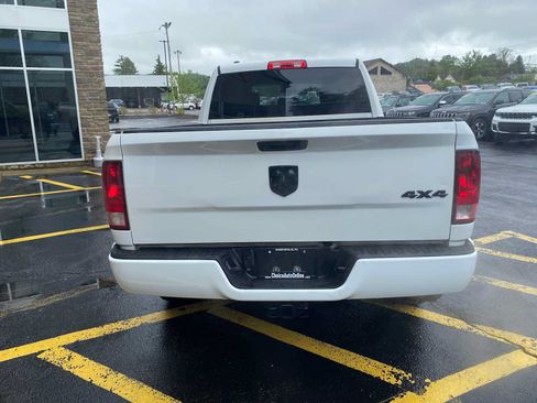 Used 2019 RAM 1500 Express w/ Express Value Package AWD/4WD image 12