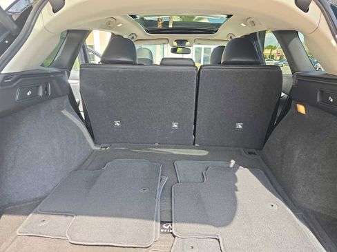 Used 2021 INFINITI QX50 Essential w/ Accent Package image 26