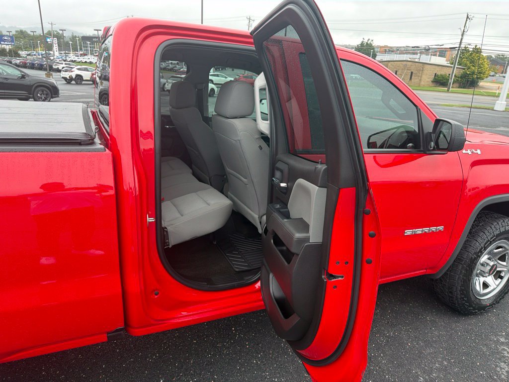 Used 2018 GMC Sierra 1500 4x4 Double Cab w/ Sierra Convenience Package image 19