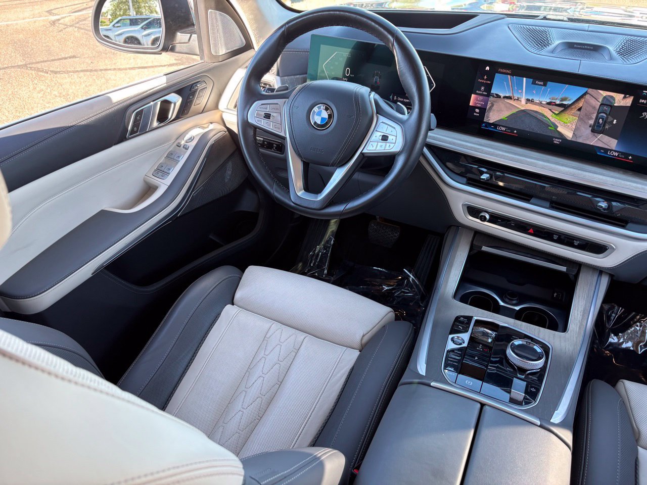 Used 2023 BMW X7 xDrive40i w/ Executive Package AWD/4WD image 14