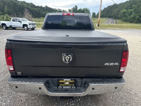 Used 2018 RAM 2500 Tradesman w/ Chrome Appearance Group AWD/4WD image 25