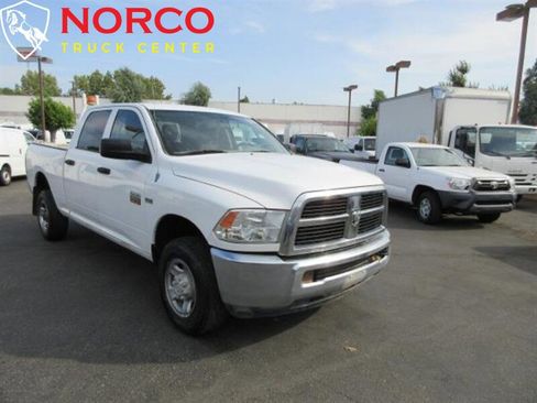 Used 2012 RAM 2500 ST w/ Chrome Appearance Group image 4