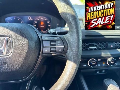 Used 2023 Honda Accord EX image 15