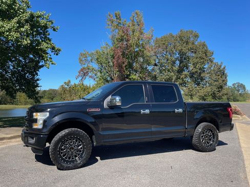 Used 2016 Ford F150 XLT w/ Equipment Group 301A Mid image 1