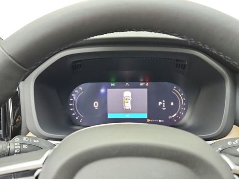 New 2026 Volvo XC60 B5 Plus w/ Climate Package image 29