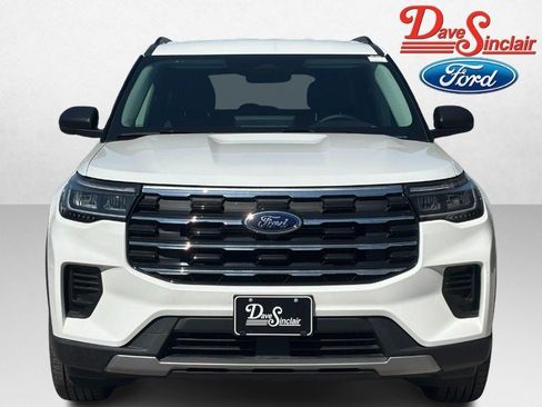 New 2026 Ford Explorer Active AWD/4WD image 2