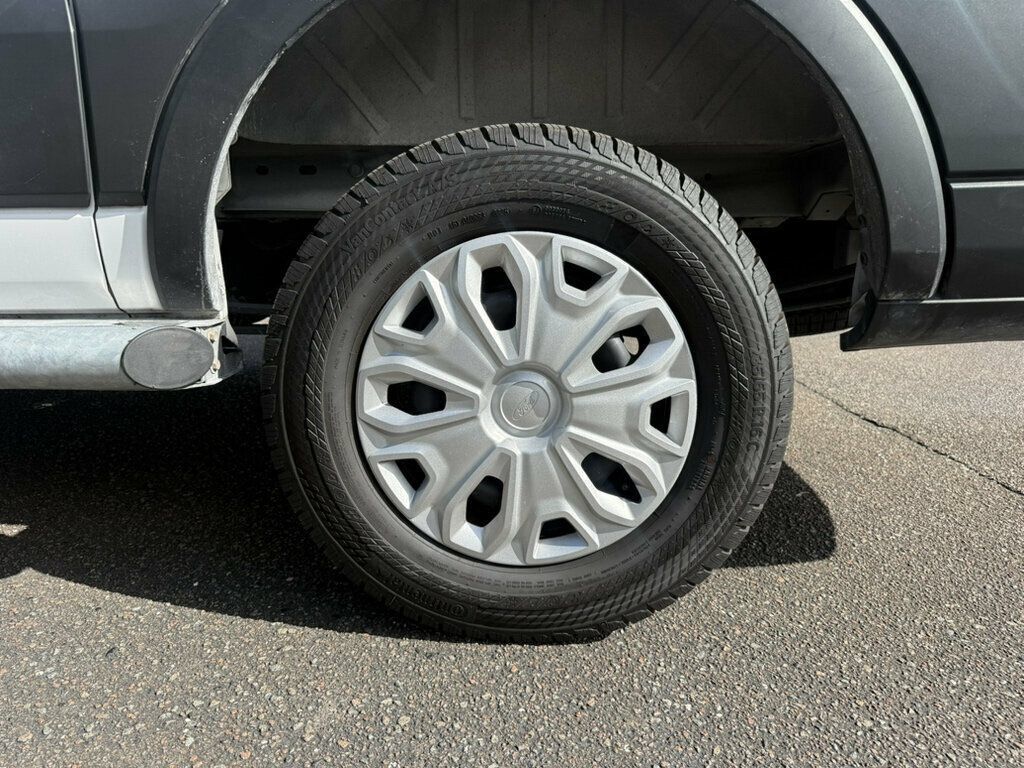 Used 2025 Ford Transit 250 Low Roof w/ Exterior Upgrade Package RWD image 8