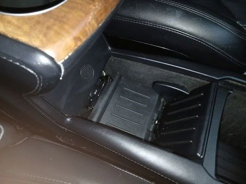 Used 2017 Tesla Model X 75D image 21