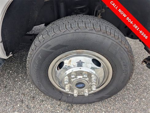 Used 2016 Ford F350 XLT w/ XLT Value Package image 11