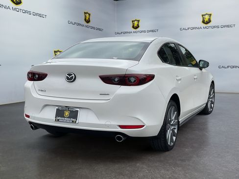 Used 2023 MAZDA MAZDA3 s FWD image 5