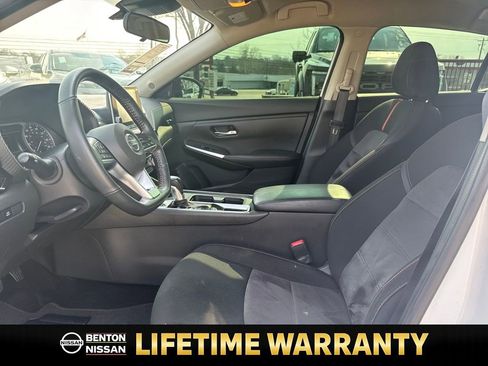 Used 2023 Nissan Sentra SR w/ Trunk Package image 10