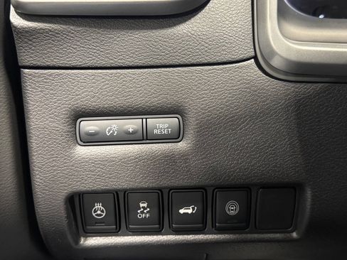 Used 2024 Nissan Murano SV AWD/4WD image 35