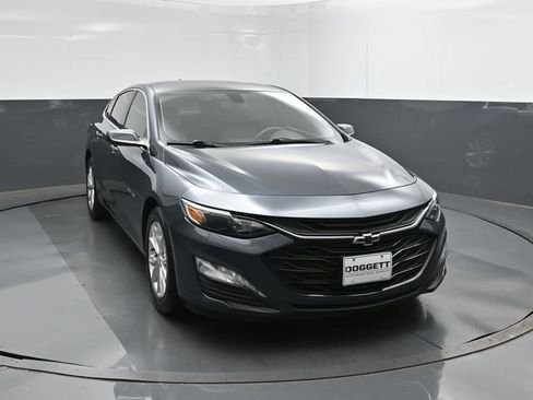 Used 2019 Chevrolet Malibu LT w/ Leather Package FWD image 22