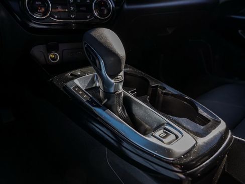 Used 2025 Chevrolet Trax ACTIV w/ Driver Confidence Package image 30