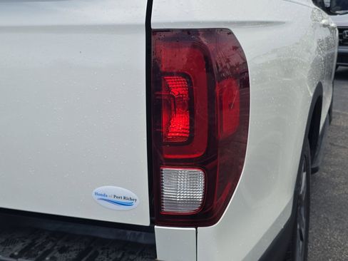 Used 2017 Honda Ridgeline RTL image 8