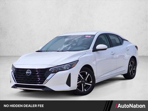 Used 2025 Nissan Sentra SV FWD image 1