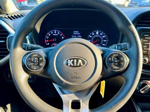Used 2021 Kia Soul LX image 21