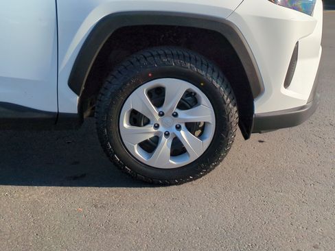 Used 2024 Toyota RAV4 LE image 11