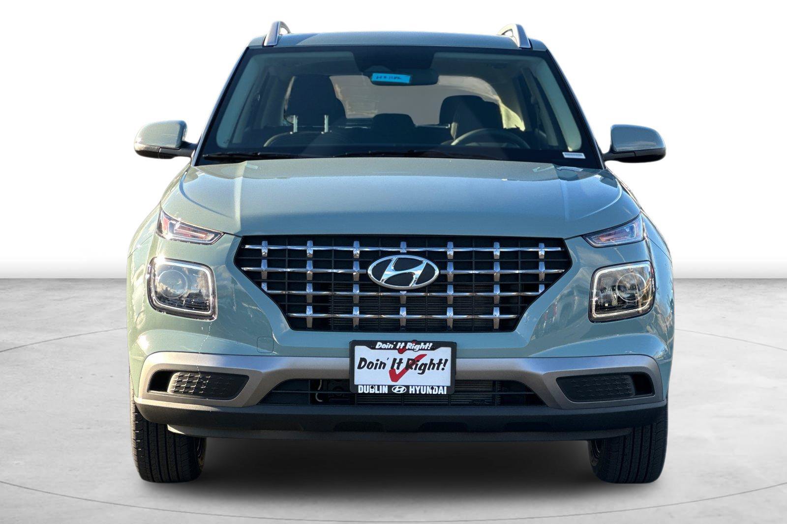 Used 2026 Hyundai Venue SEL FWD image 9