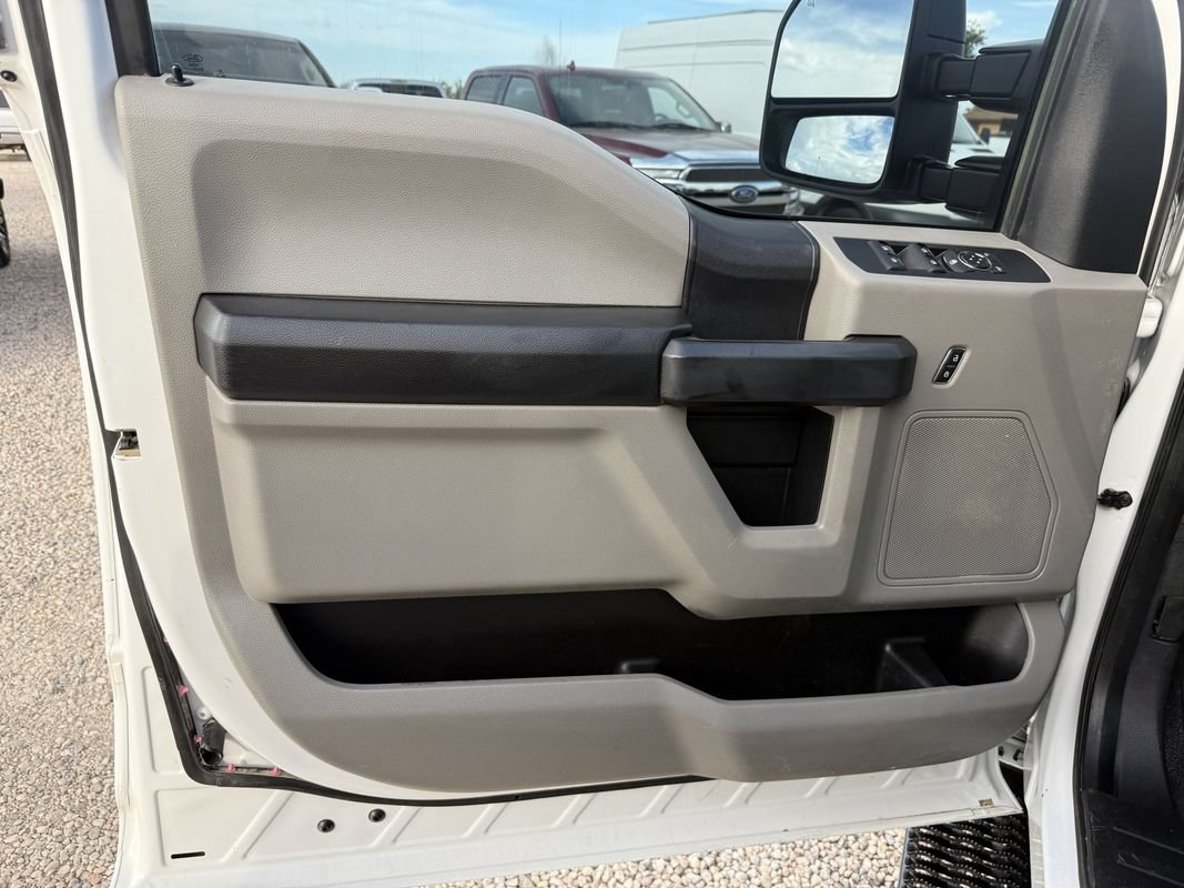 Used 2019 Ford F250 XL w/ Power Equipment Group AWD/4WD image 28