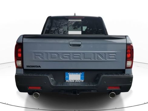 New 2026 Honda Ridgeline Black Edition image 5