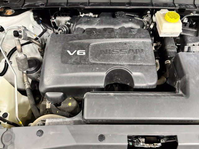 Used 2023 Nissan Pathfinder Platinum FWD image 25