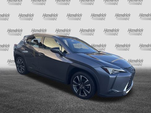 Used 2019 Lexus UX 250h image 2