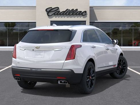 New 2026 Cadillac XT5 Luxury w/ LPO, Red Accent Package AWD/4WD image 4